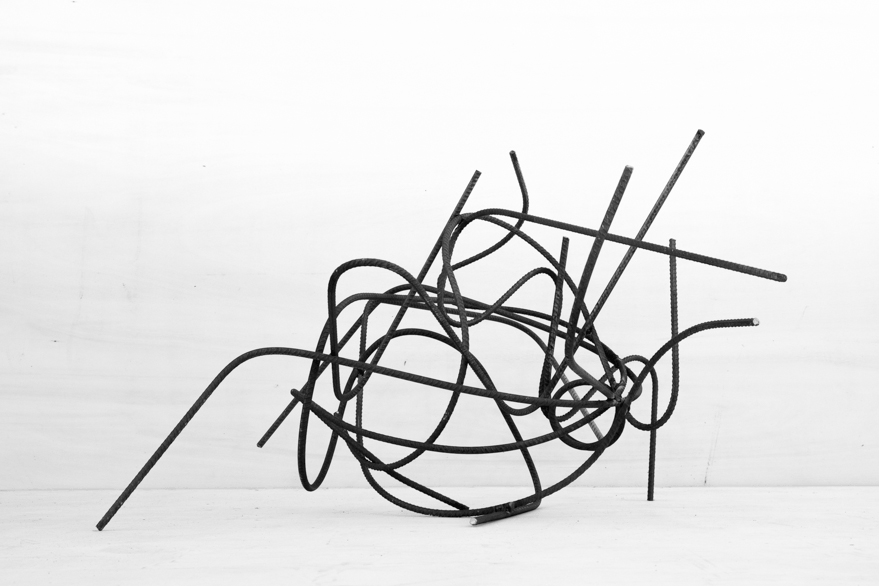 Pippo Lionni 20201129 43°11° steel rod sculpture 51x80x80cm