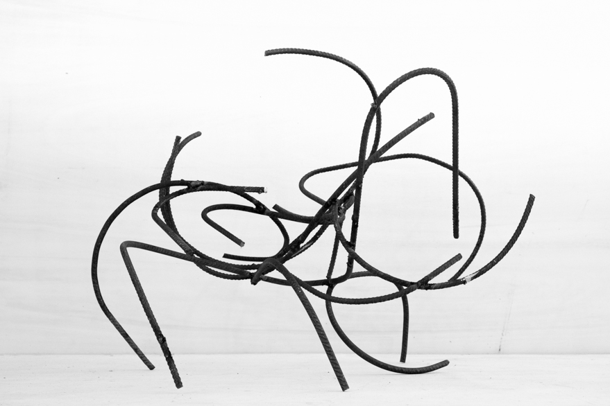 Pippo Lionni 20201201 43°11° steel rod sculpture 47x66x62cm