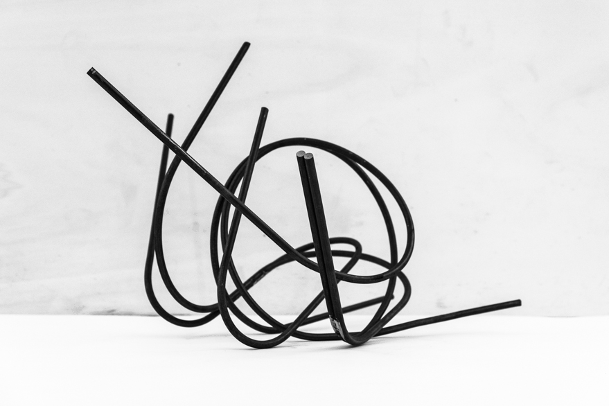 Pippo Lionni 20210120 43°11° steel rod sculpture 42x71x73cm