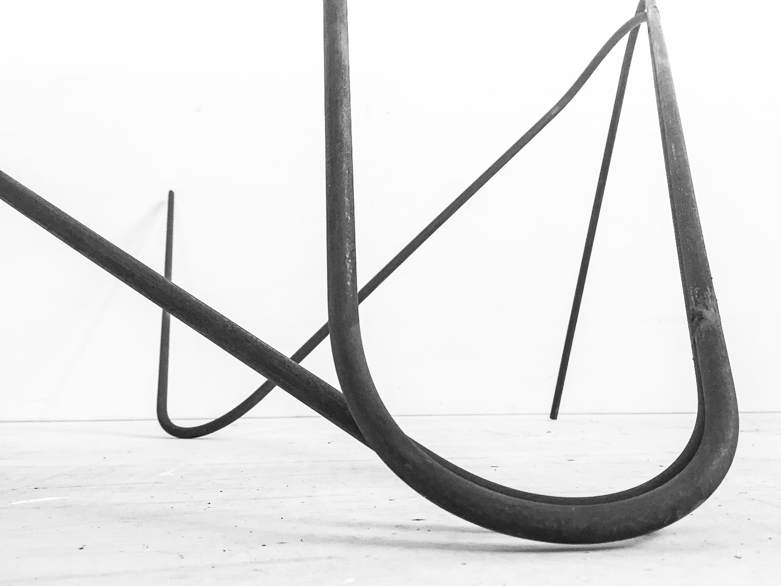 Pippo Lionni 20210209 43°11° steel rod sculpture 61x162x100cm