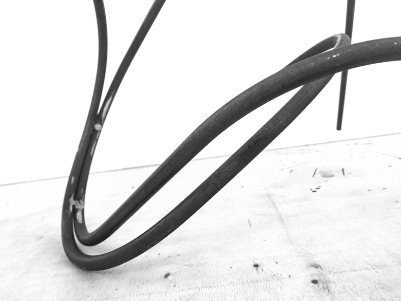 Pippo Lionni 20210218 43°11° steel rod sculpture 41x85x50cm