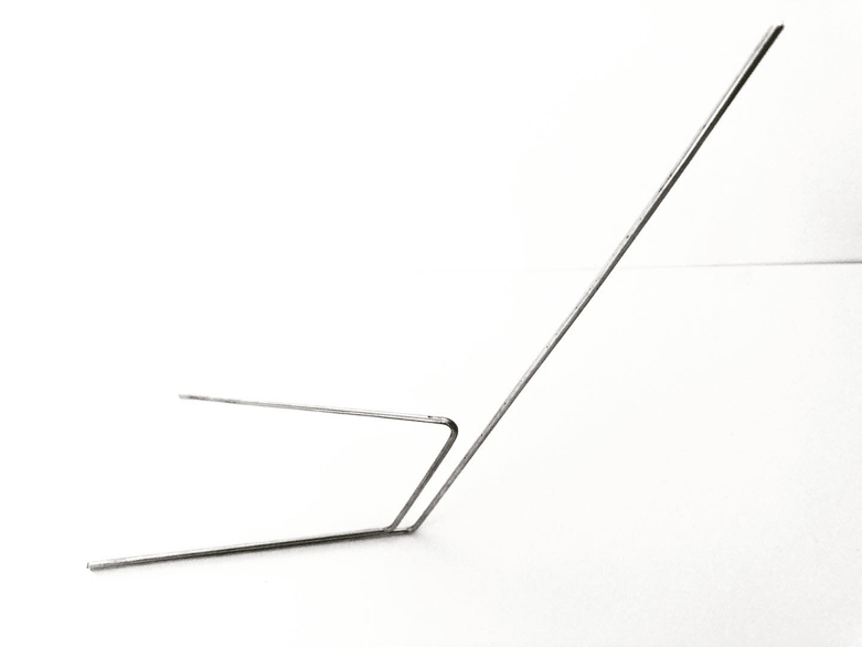 Pippo Lionni 20220110 43°11° steel wire sculpture 19x13x08cm