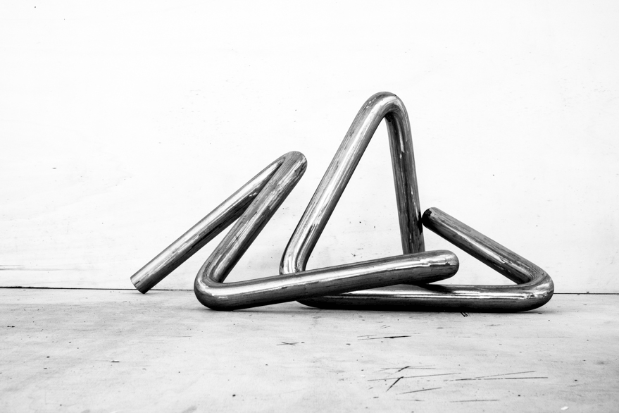 Pippo Lionni 20230128 43°11° steel rod sculpture 28 x 52 x 46 cm