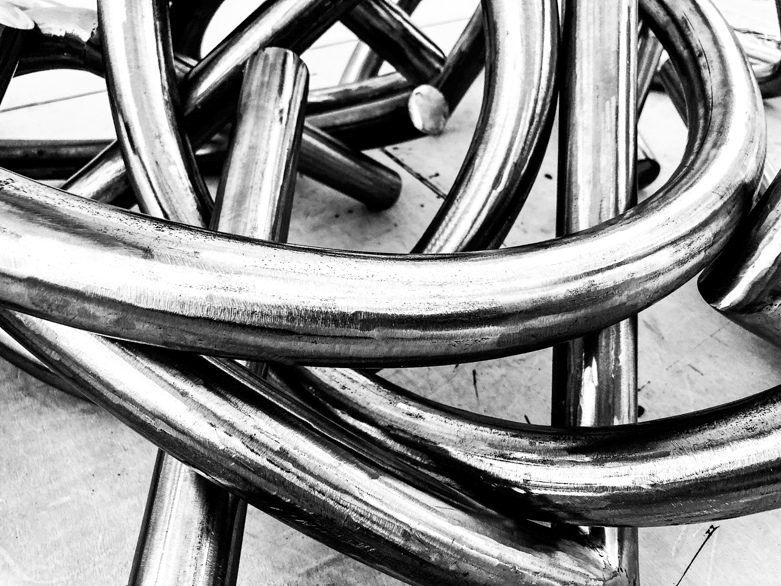 Pippo Lionni 20230513 43°11° steel rod sculpture jumble