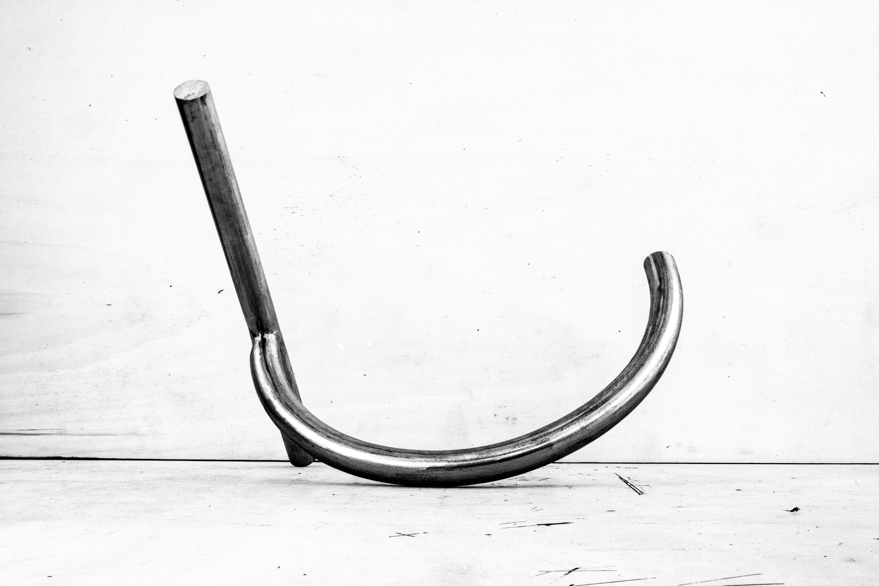 Pippo Lionni 20231208 43°11° steel rod sculpture 46 x 56 x 46 cm