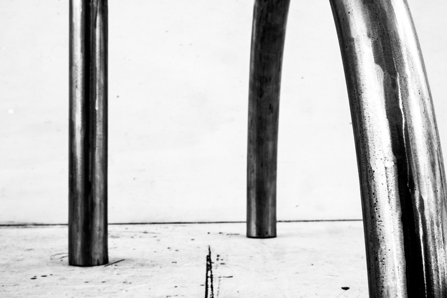 Pippo Lionni 20240118 43°11° steel rod sculpture 35 x 69 x 24 cm